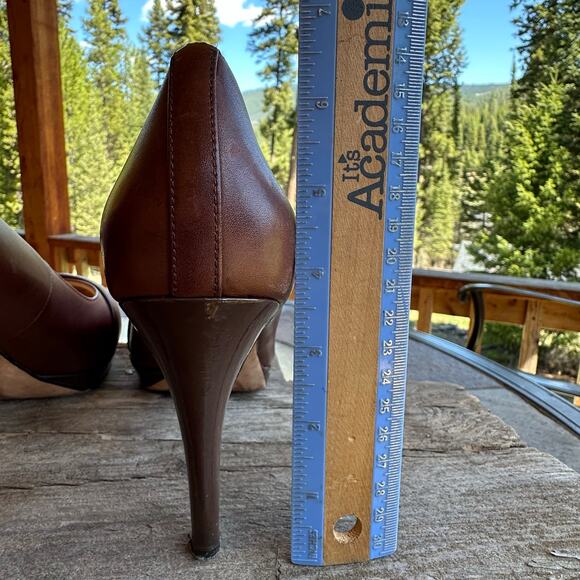 Cole Haan Nike Air Brown Leather Stiletto Heels 10B Gold Buckle Classy Coquette - Picture 9 of 10